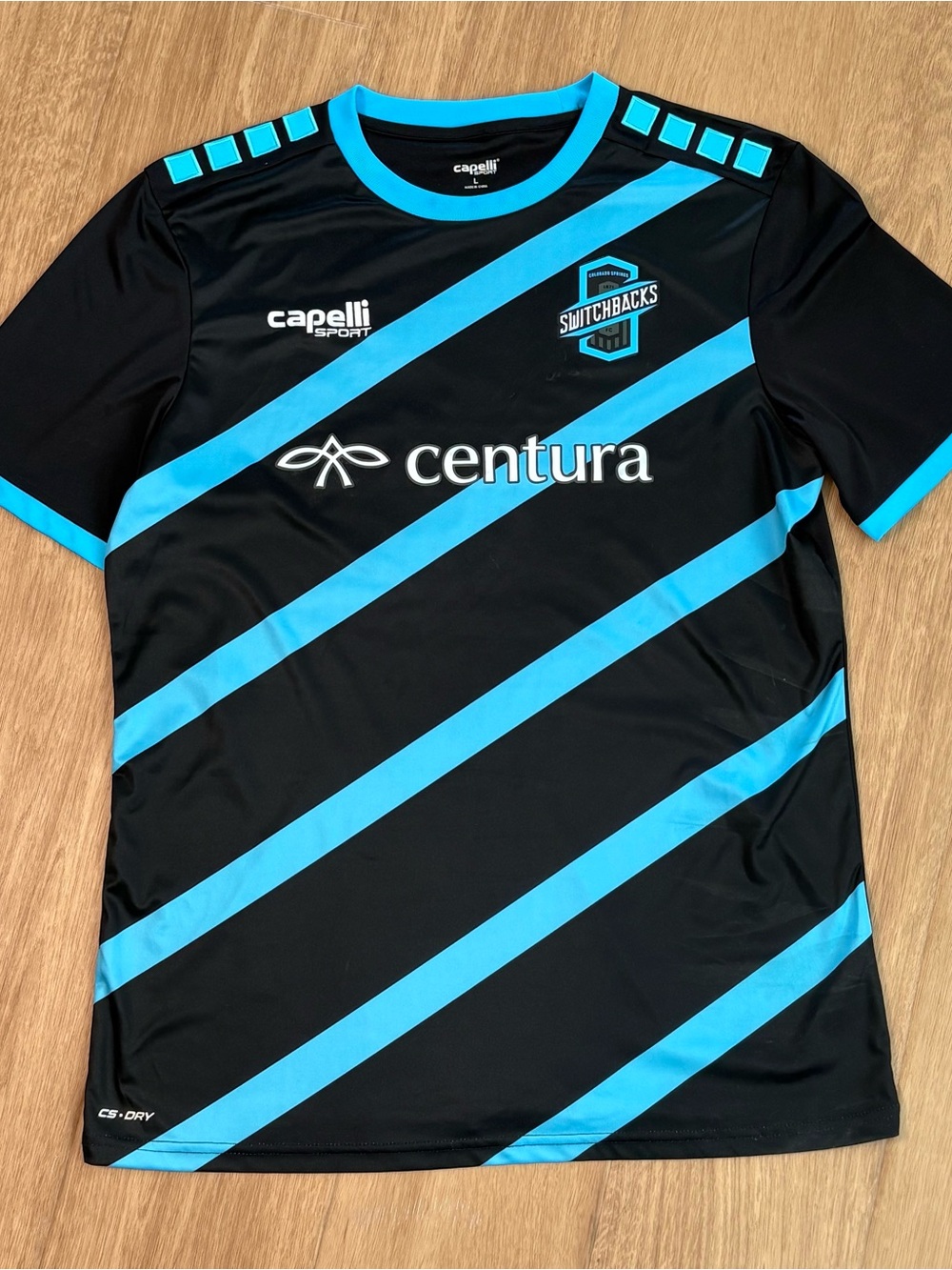 Capelli of New York Black & Turquoise Athletic Crew Neck Shirt